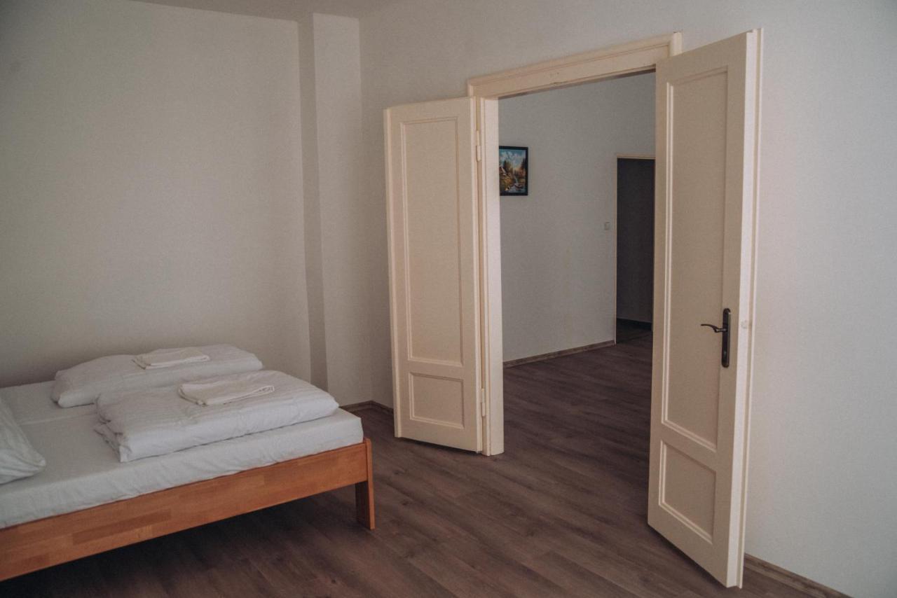Grand Apartments In The Centre Of Τέπλιτσε Εξωτερικό φωτογραφία