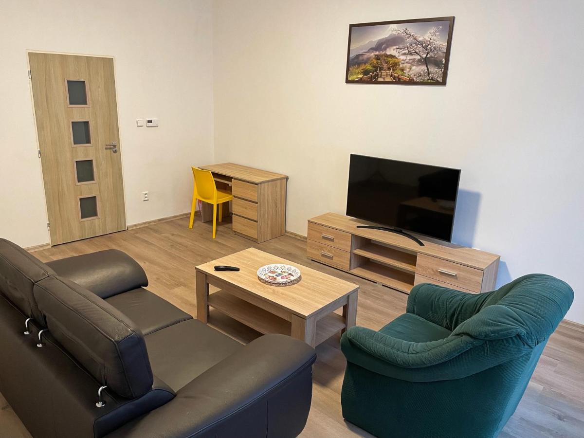 Grand Apartments In The Centre Of Τέπλιτσε Εξωτερικό φωτογραφία